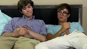 Pretty Skinny Twnk Roommates Wanted To Jerk Off Together But Ended With a Hot Flip-flop Fuck