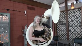 Sage Tries Out the Sousaphone and SousaVibe (MP4 - 1080p)