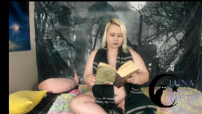 Reading with TASTY Pussy Views