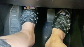 PEDALPUMPING WITH BLACK DIRTY SLIPPER, BAREFOOT asmr