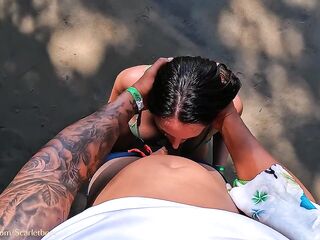 I let a stranger screw my little cunt on the beach