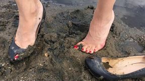 muddy high heels, high heels wet, high heels destruction, messy high heels, high heels in mud, dirty feet, high heels wrecked