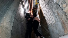 18 Year Old Girlfriend Fucked in the Basement of the House