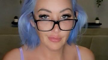 RevealMe.com - LylaFox