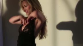 Sophia Knight- Fingering In The Shadows (Digital Desire)