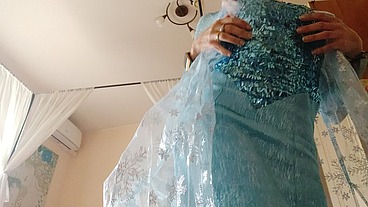 Elsa is having fun if Anna is not in control