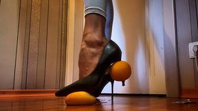 Nastya food crush (oranges) very juicy high heels and barefoot very sexy
