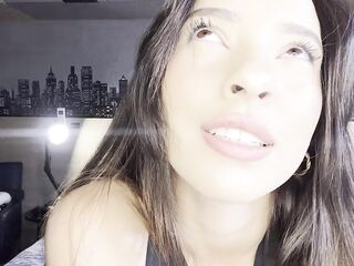 JULIE OLIVER- JOI te humilhando