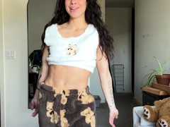 Brunette Solo Webcam Masturbation