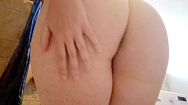 Pee in the shower big hairy pussy