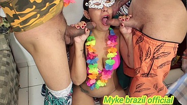 Carnaval 2025 festinha muito top com muito sexo. Com dandara morais e myke brazil e ulisseovafabundo