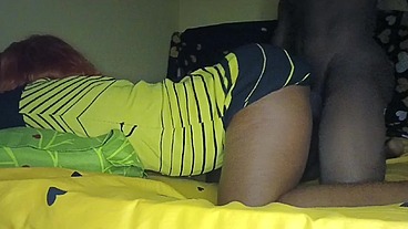 « S'il vous plaît, n'augmentez pas le loyer ! » Une prostituée fauchée vide la BBC de son propriétaire pour le contrôle des loyers ( partie 01 )