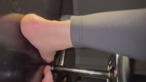 SZNSHINE trampling just my isolated balls