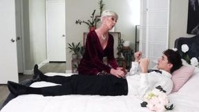 Dirty darlin' Foxxxy joins horny&#x1F975; duo Parker, Fiona in raunchy lesbian threeway sex