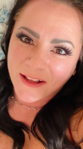 Key moment from &quot;Fisting Dildo Play with Close-Up of Pretty Pussy&quot;