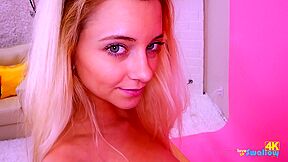 Teenslovetoswallow - Riley Star