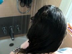 Australian brunette amateurs pussy showering