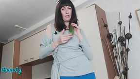 Creamy Cunt Leaks in Cucumber Fun: Fist & Squirt Action!