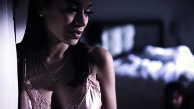 Savannah Sixx - Puedes Follarme PAPI Si Necesitas Olvidarte De Mamá