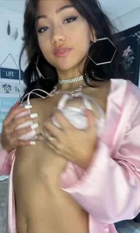 Filipina teen