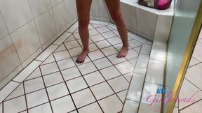 Virtual Date - Lily Shaves Her Pussy for You