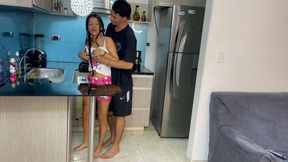 I Take Advantage of My Little Stepsister Cleaning the Kitchen to Invite Her to Fuck Hard and Come in Her Ass
