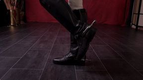 Ridingmiss Taking Off Her Boots (HDTVWMV) – Carrie