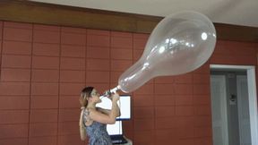 Ayla Blows a Q24 to Bursting (MP4 - 720p)