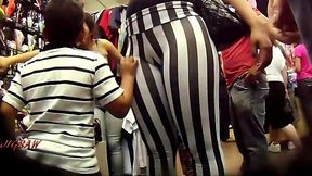 Peeping at a Plump Booty in Tight Leggings - Voyeur Style