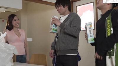 029 My Friend's Mom 18 59756B6F2053686972616B6920 4A554C2D353333 - Yuuko Shiraki