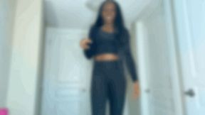 Cruel Amazon Teases your Height then Stomps you Out