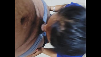 Infiel me da unas mamadas y se toma mi leche