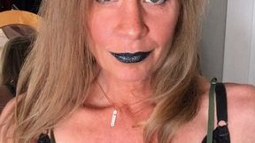 2024 BLACK SPARKLE LIPS