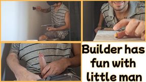 Giants: Builder has fun at work