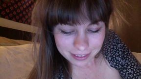 Cutie Fingers Herself to Orgasm