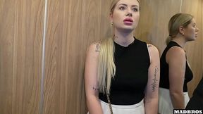 A Busty Blonde Gets Fucked in an Elevator and Parking Lot-Anal&#x1F44C;!!!