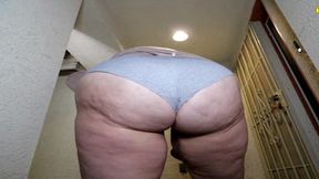 milah romanov wetting her panties outside