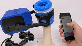 Blowjob simulator. A proper sex robot. Imagine that&#039_s your cock in the video.