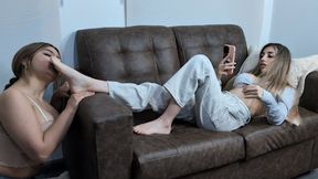 Annys Ignoring Foot Worship HD