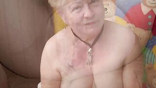 OMAGEILWithered grandmothers with tits