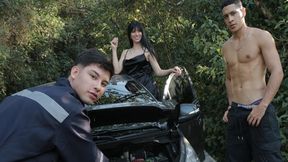 Public lust fest ensues as nympho gets down with her dude and a shady repairman