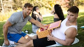 Sneaky picnic fuck featuring Malik Delgaty and Dom King
