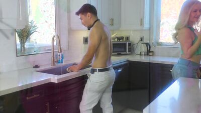 Slimthick Vic Is A Cheating Slut Trophy Wife