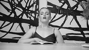Amber Moore's Erotic Book Made Charlie Forde Masturbate Her Cunt! Full Vieo