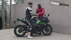 Tonny Biker taped up