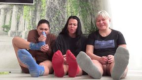 SOCKS IN PIECES (cd)