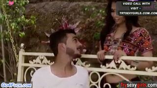 Malik Ne Naukrani Ki Malish Kari Aur Phir Garden Chudai Kari Gapa Gap