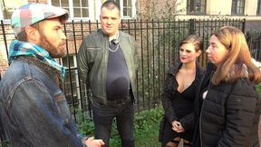 laeticia vient partouzer avec son complice !