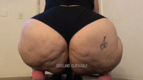 Sicily Dior: Cheeky Cleaner