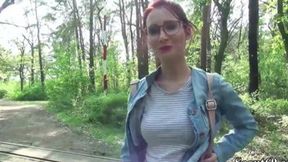 Quadrilingual Nymph - Juicy Honey Molds Teeny Tush in Unhinged Orgies